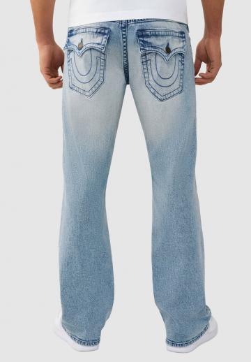 Клешеные джинсы