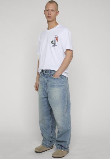 Прямые джинсы