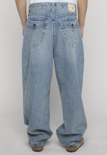 Прямые джинсы