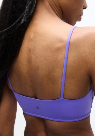 Спортивный бюстгальтер