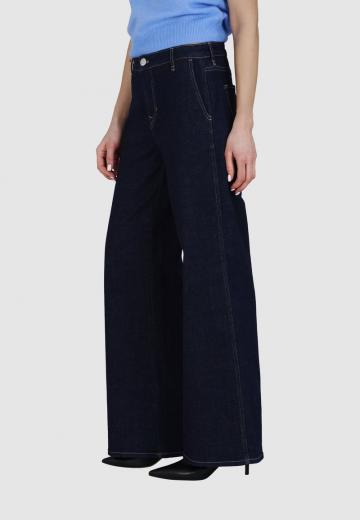 Свободные джинсы