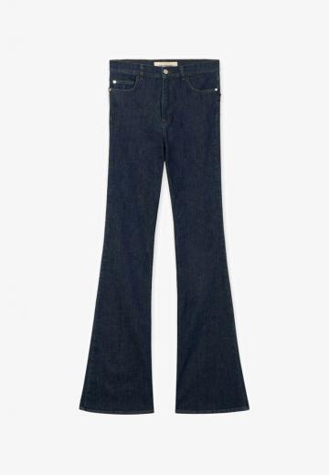 Клешеные джинсы