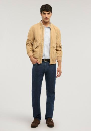 Прямые джинсы