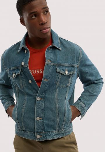 Джинсовая куртка