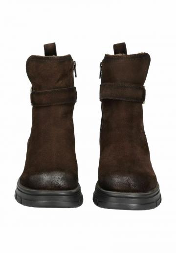 Зимние ботинки