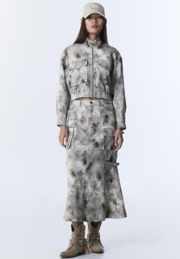 Юбка с накладными карманами