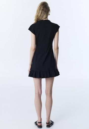 Короткое платье