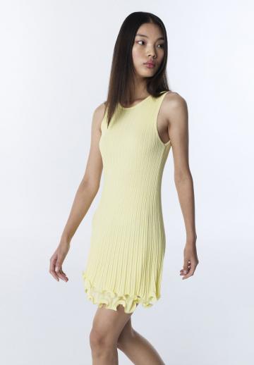 Вязаное платье