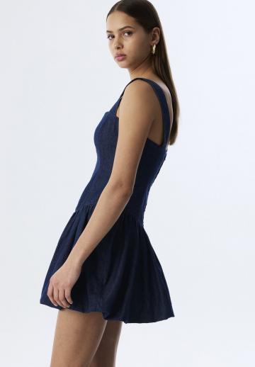 Джинсовый комбинезон