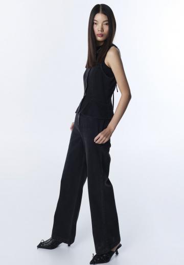 Джинсовый комбинезон