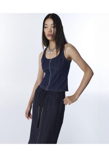 Блузка без рукавов