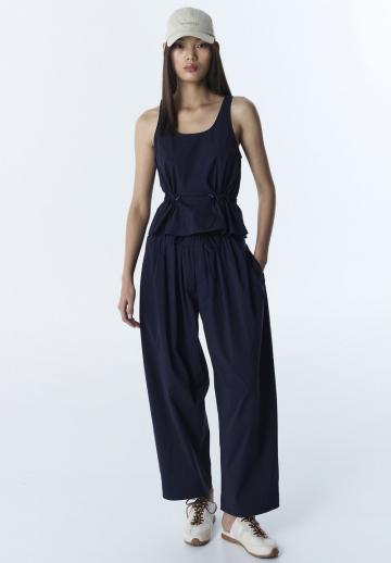 Блузка без рукавов