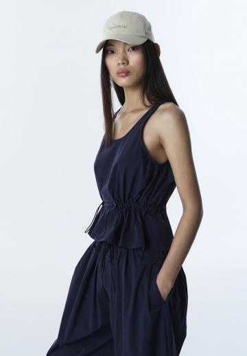 Блузка без рукавов