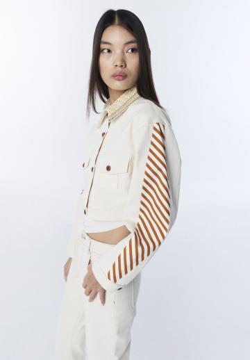 Короткая куртка