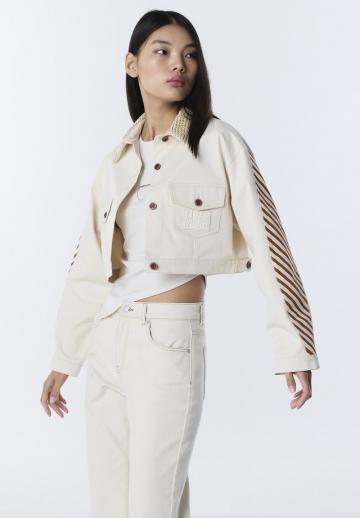 Короткая куртка