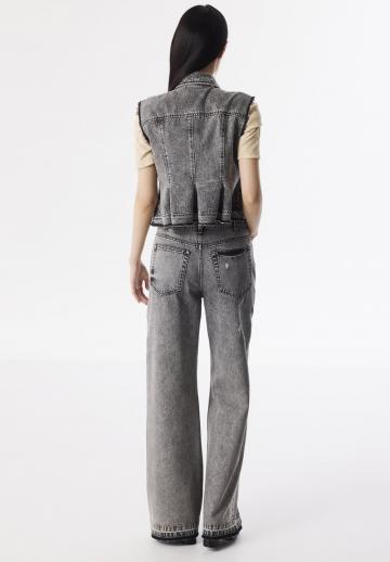 Джинсовая жилетка