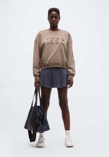 Спортивная толстовка