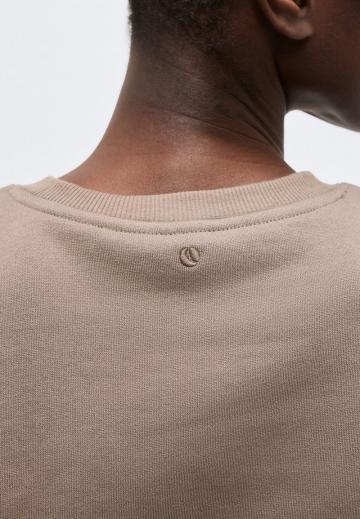 Спортивная толстовка