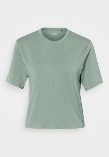 Спортивная майка