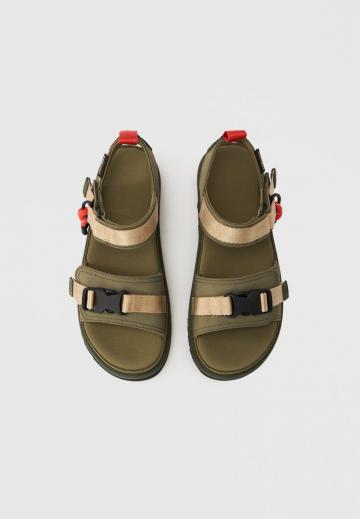 Босоножки на платформе