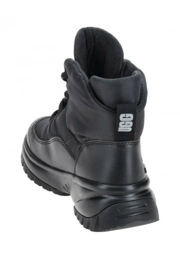 Ботинки на шнуровке