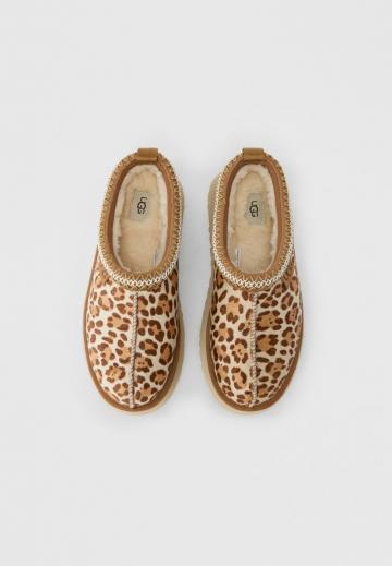 Полуботинки