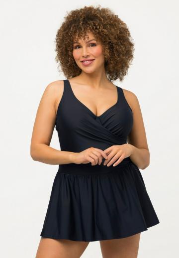 Слитный купальник