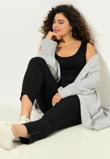 Короткие джинсы