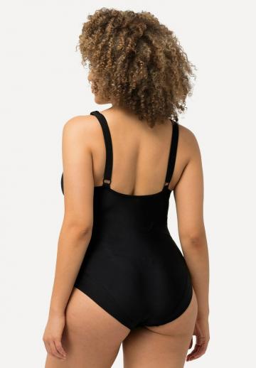 Слитный купальник