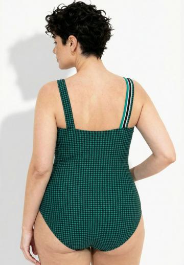 Слитный купальник