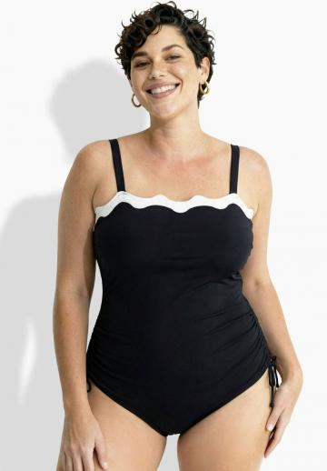 Слитный купальник