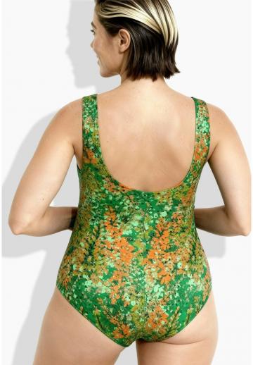 Слитный купальник