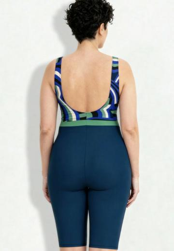 Слитный купальник