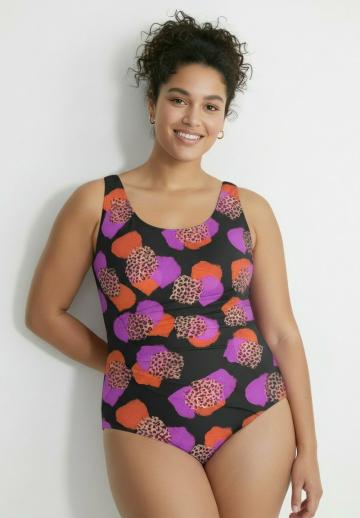 Слитный купальник