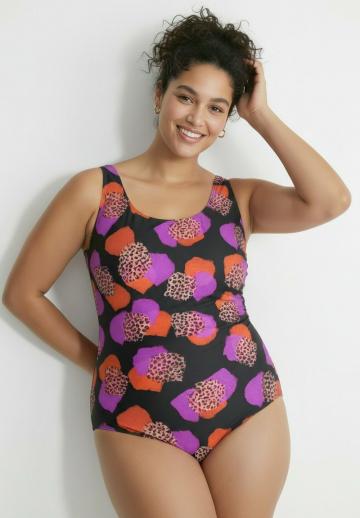 Слитный купальник