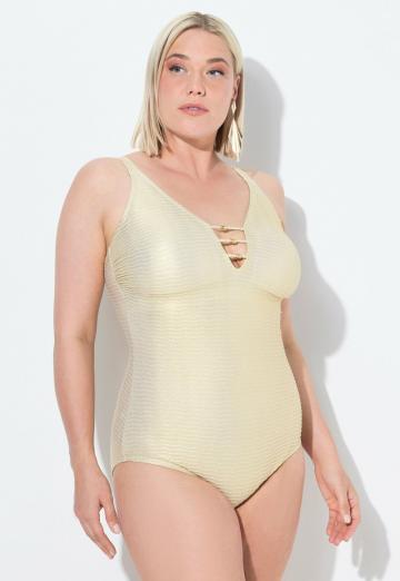 Слитный купальник