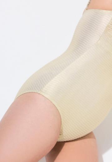 Слитный купальник