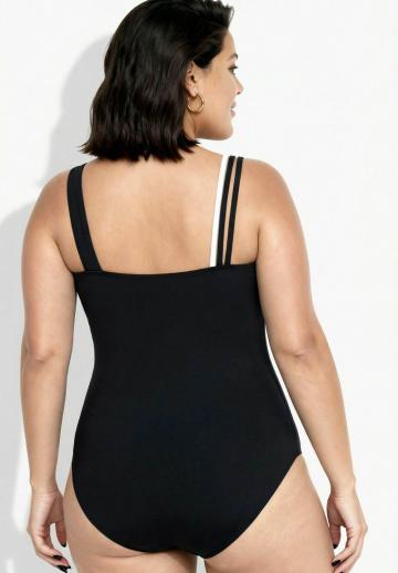 Слитный купальник