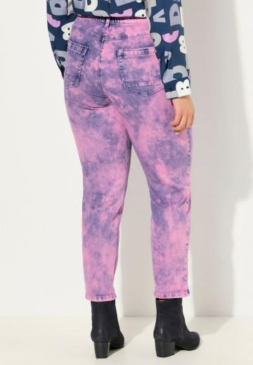 Короткие джинсы