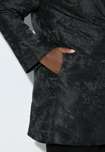 Короткое пальто