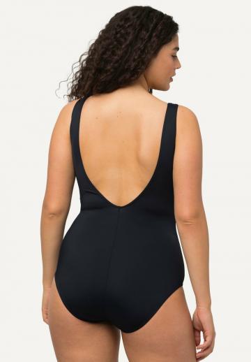 Слитный купальник