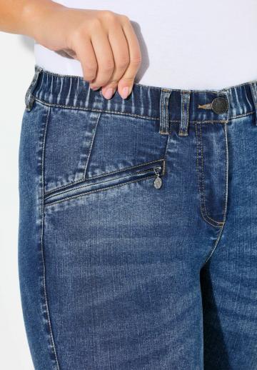Узкие джинсы