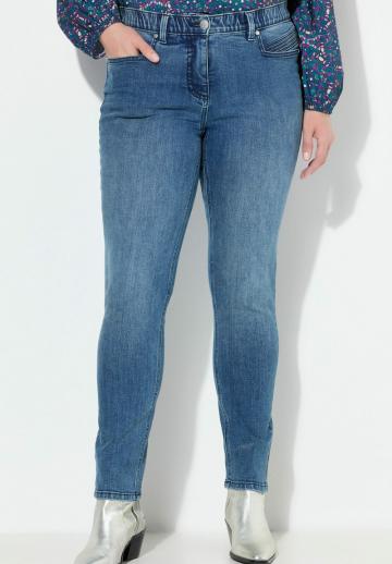 Узкие джинсы