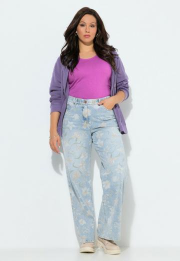 Прямые джинсы