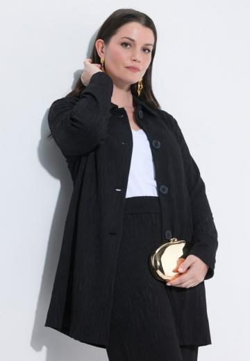 Короткое пальто