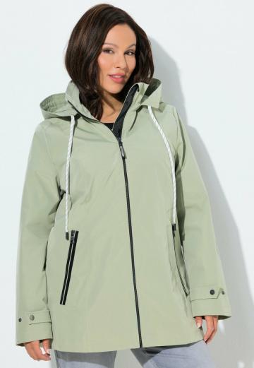 Короткое пальто