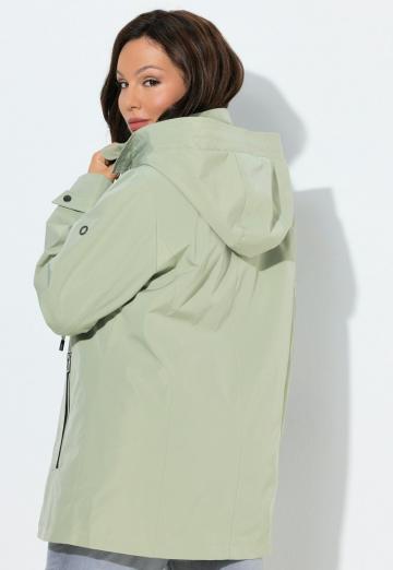 Короткое пальто