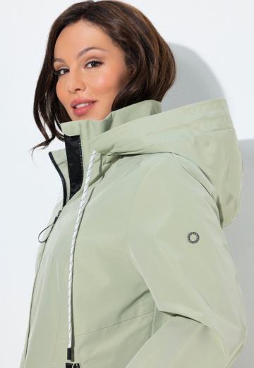 Короткое пальто