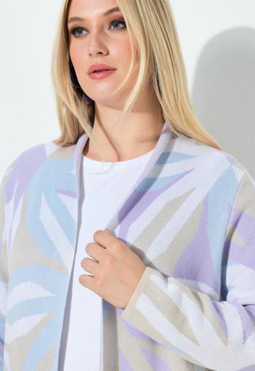 Жаккардовая вязаная кофта