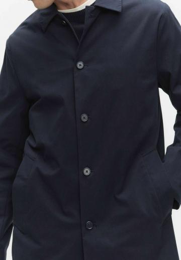 Короткое пальто